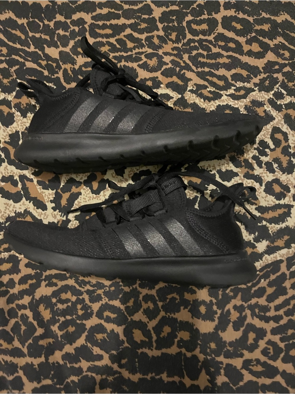 adidas Black mesh / breathable Athletic Shoes - so comfy